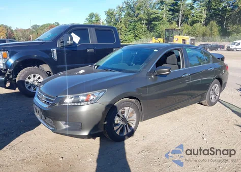 2013 Honda Accord Lx z USA, uszkodzony, nr VIN 1HGCR2F32DA132078